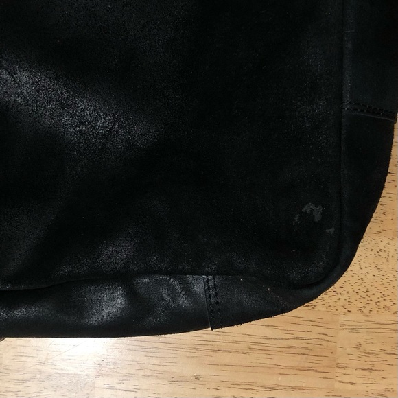 Bugatti Grinta Brief Bag Medium Black Distressed Leather or Laptop Bag - Picture 8 of 12